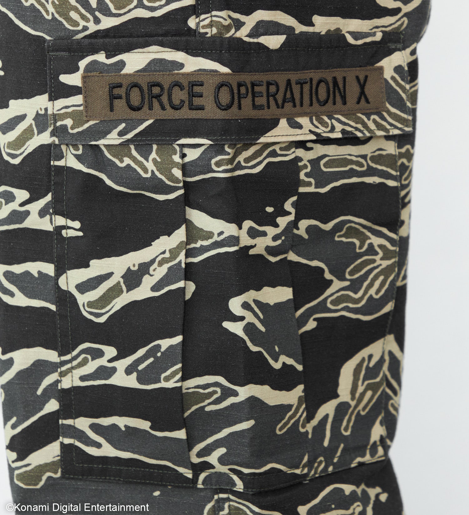 【METAL GEAR SOLID Δ × EDWIN】TIGER STRIPE CARGO PANTS